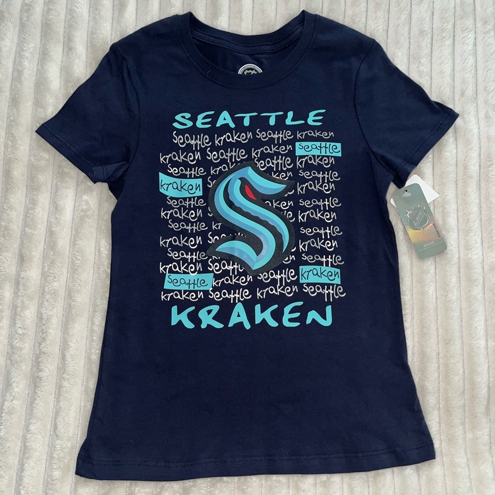 Girls NHL Seattle Kraken Short Sleeve T-Shirt • Large (10/12)